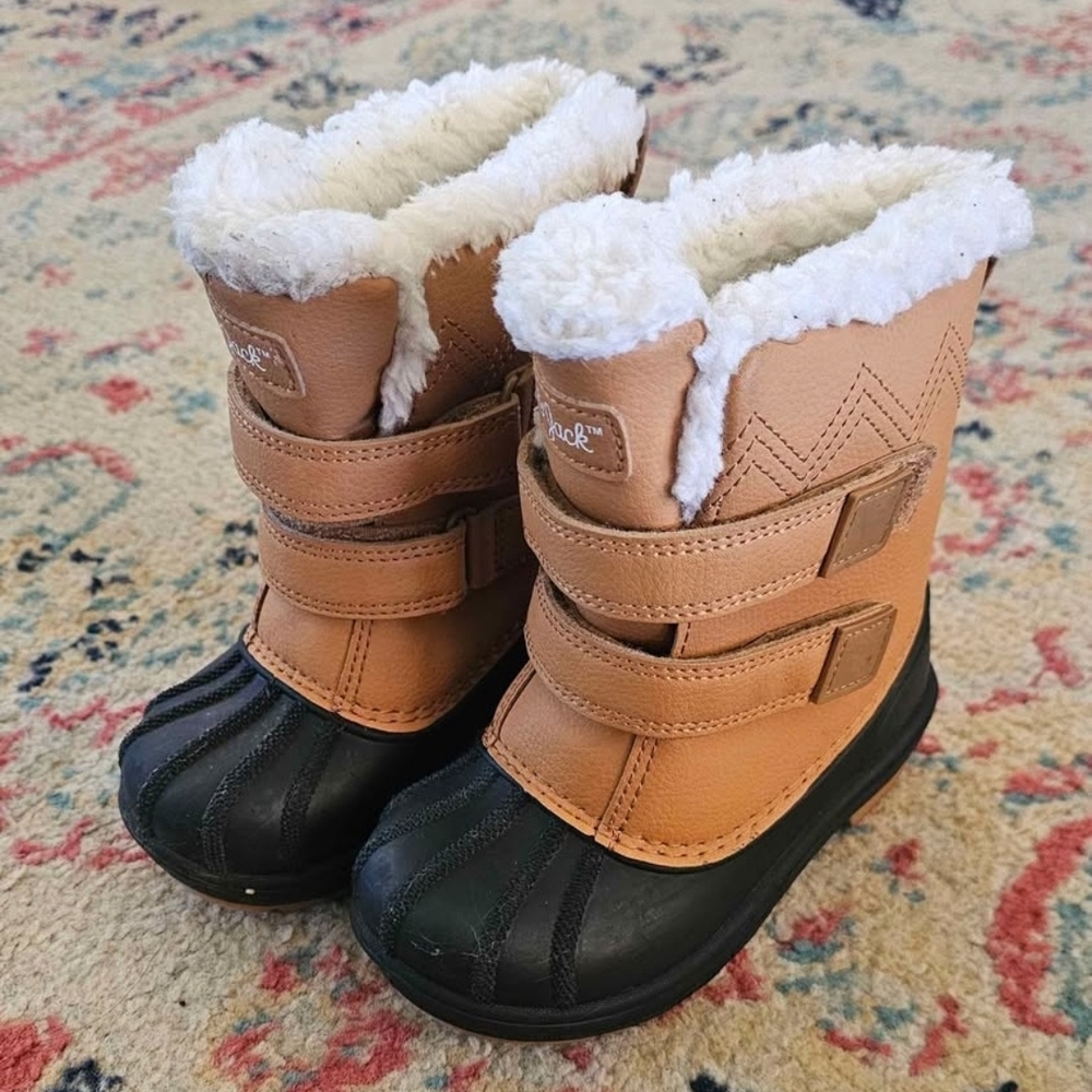 Cat & Jack Tan and Black Kids Snow Boots